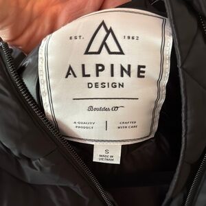 Alpine Design Black Puffer Jackets